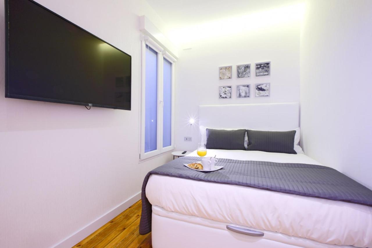 Plaza Mayor Suite Madrid Buitenkant foto